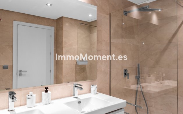 Resale - Apartment - Mijas - La Cala Golf