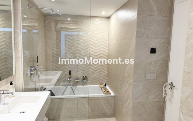 Reventa - Apartamento - Marbella - Santa Clara
