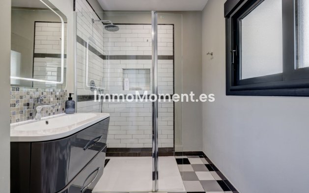 Resale - Detached villa - Casares - Casares Centro