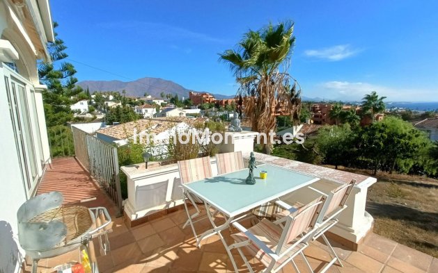 Resale - Detached villa - Estepona - Estepona Centro
