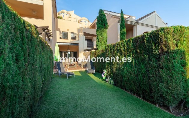 Resale - Apartment - Marbella - Puerto Banús