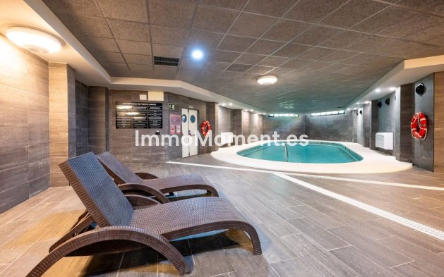Resale - Apartment - Marbella - Puerto Banús