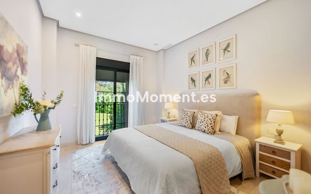 Resale - Apartment - Marbella - Puerto Banús