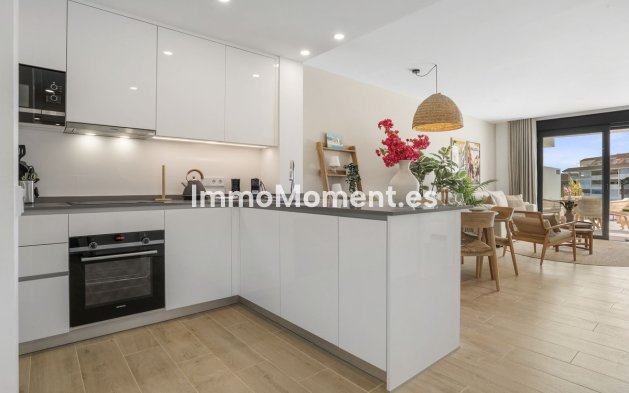 Resale - Apartment - Fuengirola - Fuengirola Centro