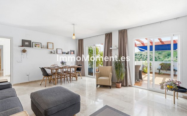 Resale - Apartment - Mijas - Calahonda