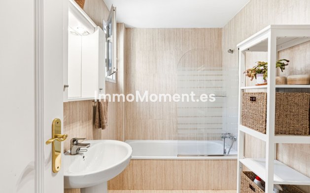 Resale - Apartment - Mijas - Calahonda