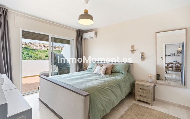 Resale - Apartment - Mijas - Calahonda