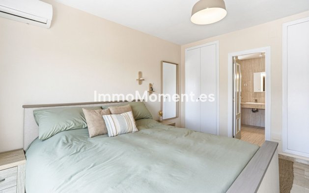 Resale - Apartment - Mijas - Calahonda
