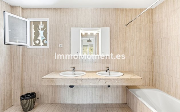 Resale - Apartment - Mijas - Calahonda