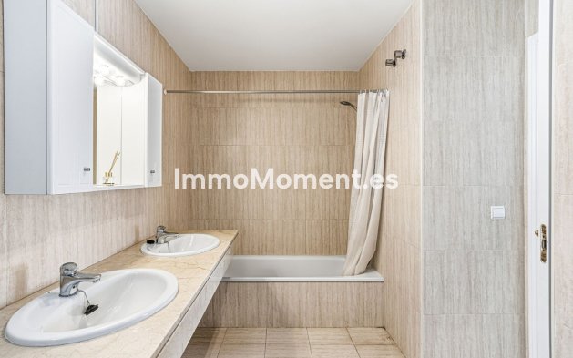 Resale - Apartment - Mijas - Calahonda