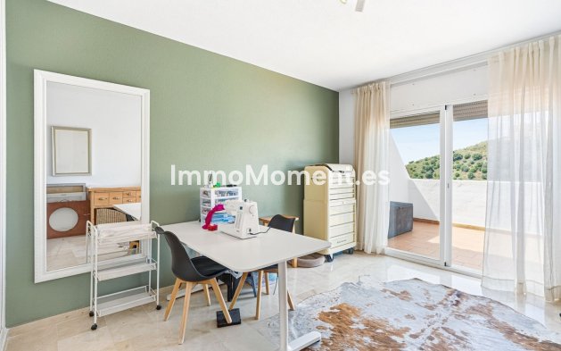 Resale - Apartment - Mijas - Calahonda
