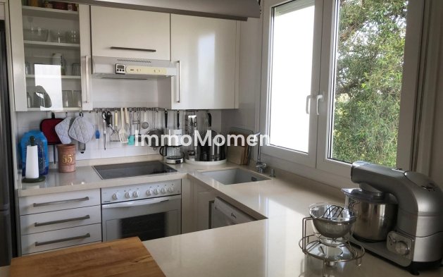 Resale - Apartment - Marbella - La Mairena