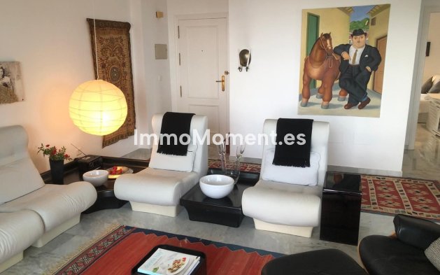 Resale - Apartment - Marbella - La Mairena