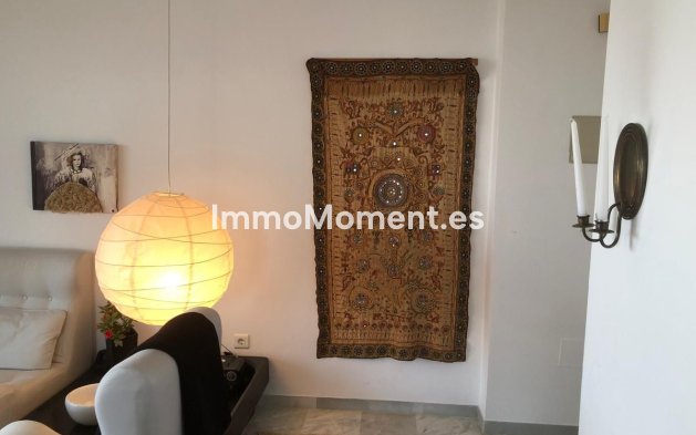 Resale - Apartment - Marbella - La Mairena