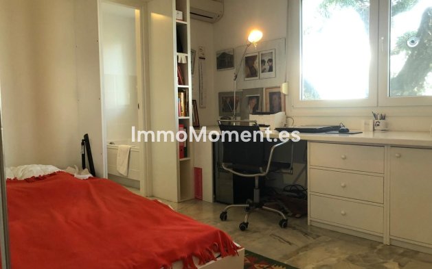 Resale - Apartment - Marbella - La Mairena