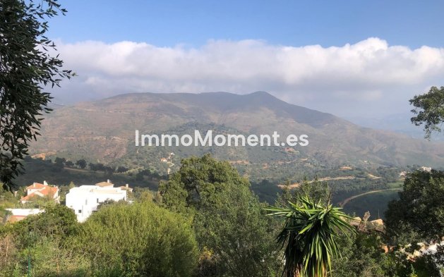 Resale - Apartment - Marbella - La Mairena