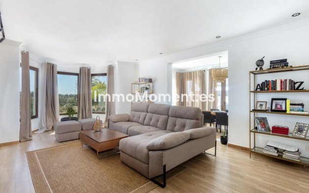 Reventa - Villa independiente - Estepona  - Estepona Centro