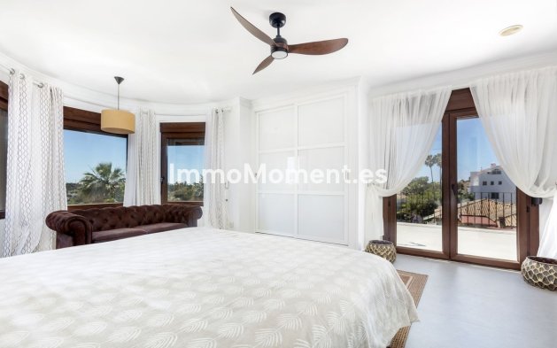 Reventa - Villa independiente - Estepona  - Estepona Centro