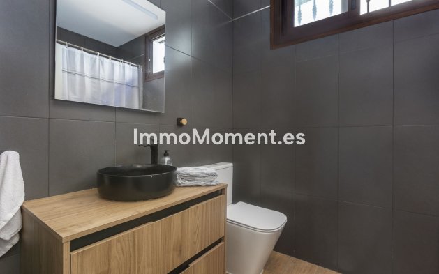 Reventa - Villa independiente - Estepona  - Estepona Centro