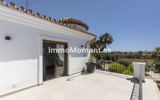 Reventa - Villa independiente - Estepona  - Estepona Centro