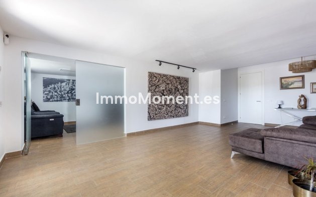 Reventa - Villa independiente - Estepona  - Estepona Centro