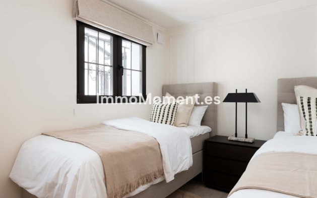 Reventa - Apartamento - Marbella - Nueva Andalucía