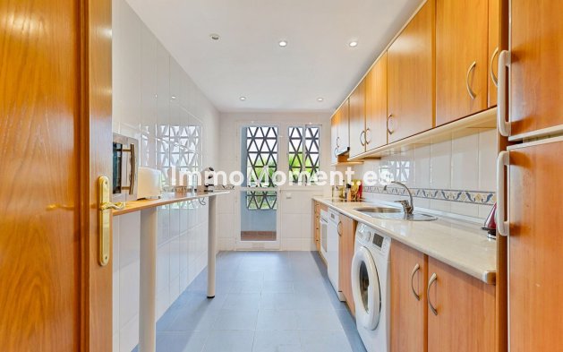 Bestaande woning - Appartement - Estepona  - Estepona Centro