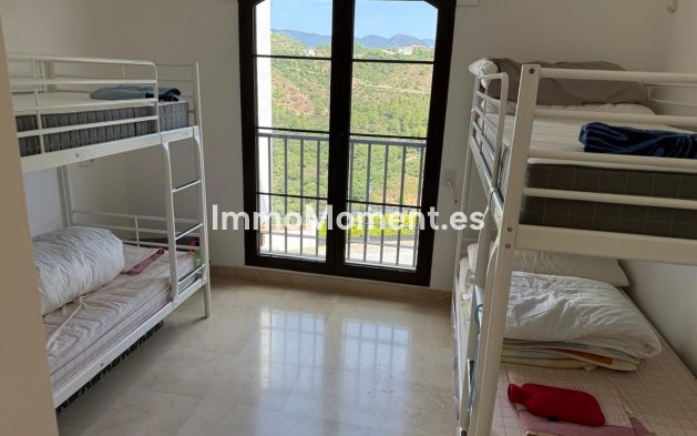 Resale - Apartment - Benahavís - Benahavís Centro