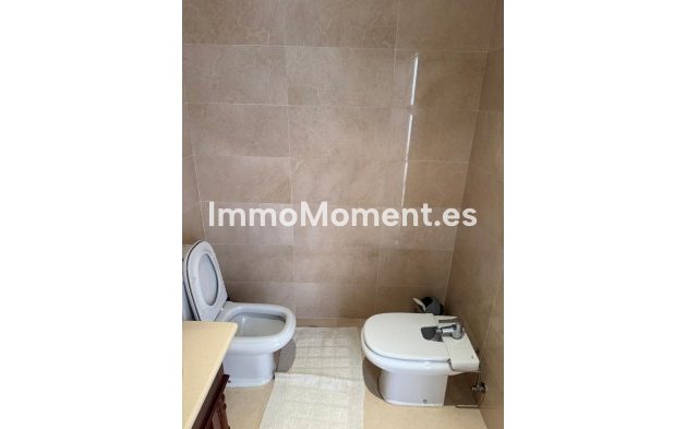 Resale - Apartment - Benahavís - Benahavís Centro