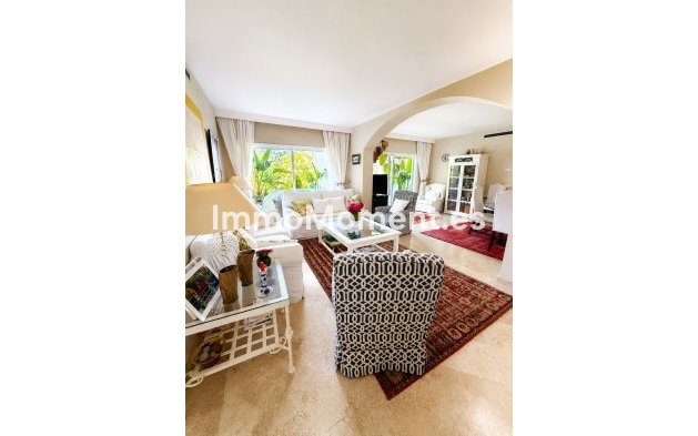 Reventa - Apartamento - Estepona  - Costalita