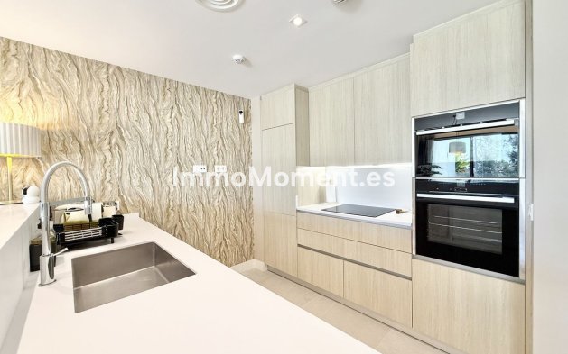 Resale - Apartment - Marbella - Cabopino