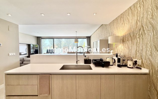 Resale - Apartment - Marbella - Cabopino