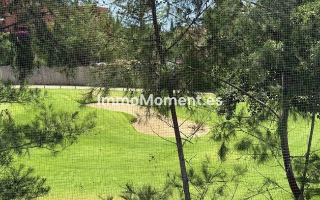 Resale - Apartment - Marbella - Cabopino