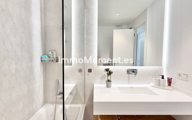 Resale - Apartment - Marbella - Cabopino