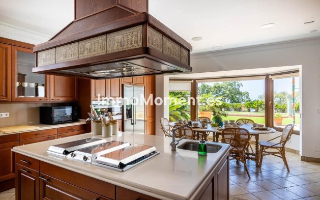 Wiederverkauf - Freistehende Villa - Marbella - Marbella Centro