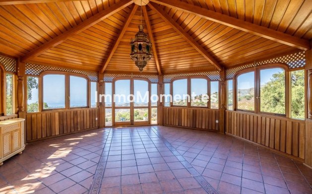 Wiederverkauf - Freistehende Villa - Marbella - Marbella Centro