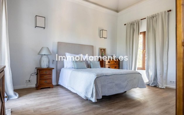 Wiederverkauf - Freistehende Villa - Marbella - Marbella Centro
