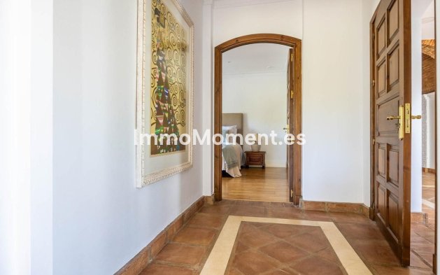 Wiederverkauf - Freistehende Villa - Marbella - Marbella Centro
