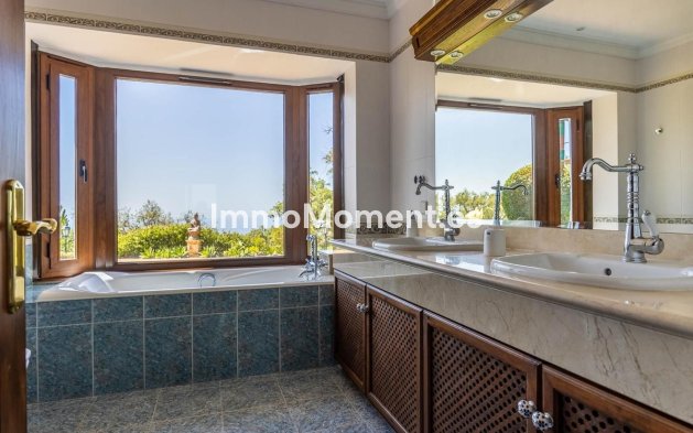 Wiederverkauf - Freistehende Villa - Marbella - Marbella Centro