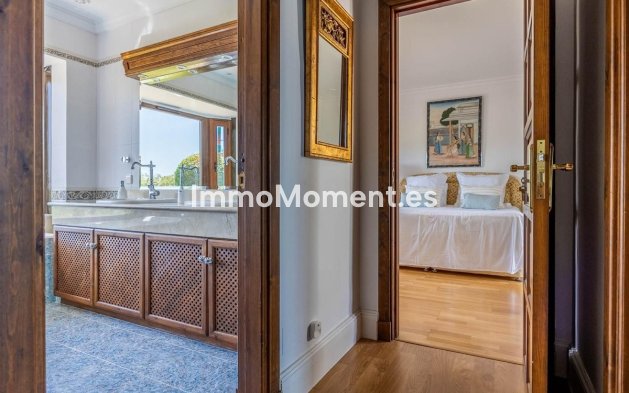 Wiederverkauf - Freistehende Villa - Marbella - Marbella Centro