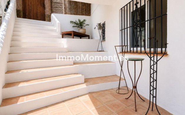 Resale - Apartment - Inland  - Istán