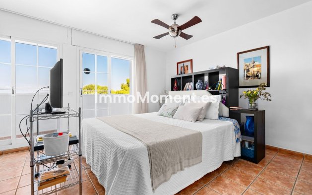Revente - Maison mitoyenne - Estepona  - Estepona Centro