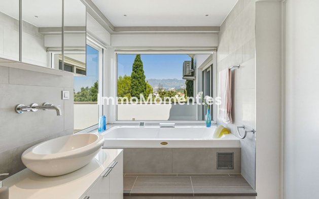 Wiederverkauf - Freistehende Villa - Marbella - El Rosario