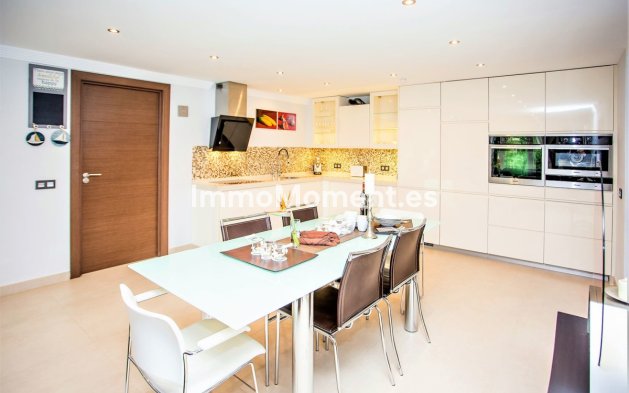 Wiederverkauf - Freistehende Villa - Marbella - San Pedro de Alcántara