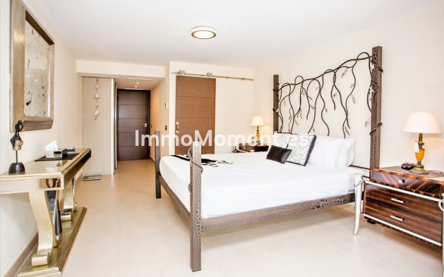 Wiederverkauf - Freistehende Villa - Marbella - San Pedro de Alcántara