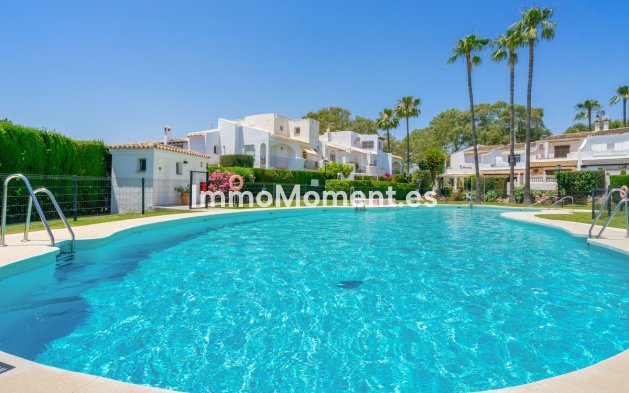 Bestaande woning - Rijtjeshuis - Estepona  - Estepona Centro