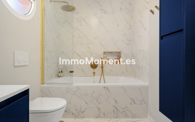 Bestaande woning - Rijtjeshuis - Estepona  - Estepona Centro