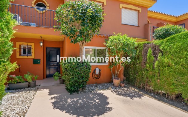 Bestaande woning - Rijtjeshuis - Estepona  - Estepona Centro