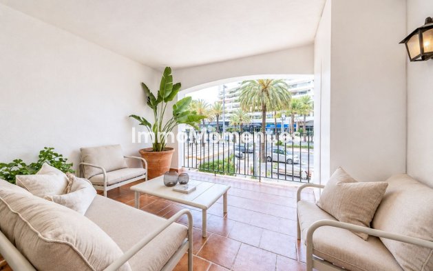 Resale - Apartment - Marbella - Puerto Banús