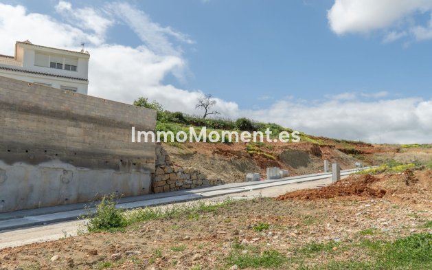 Reventa - Parcela - Interior  - Alhaurín de la Torre